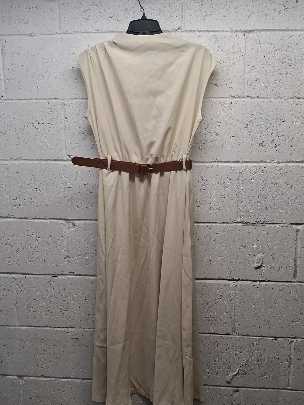 NWT Womens Cream Sleeveless Maxi Dress with Brown Belt